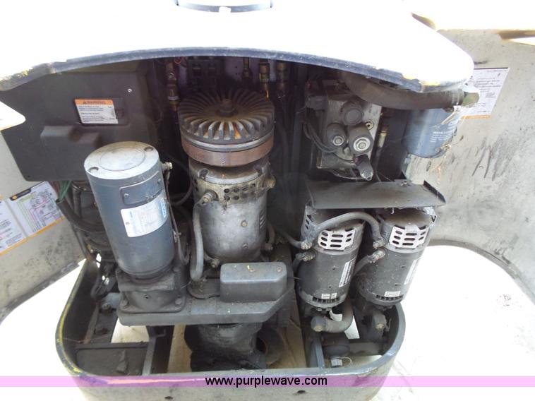 image for item BR9119 (3) forklifts