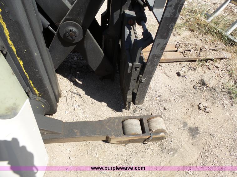 image for item BR9119 (3) forklifts