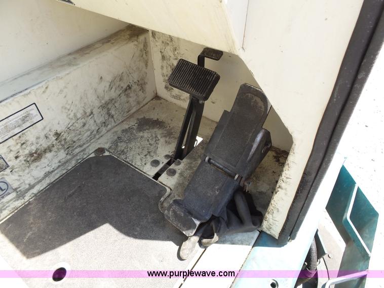 image for item BR9120 Tennant 7400 floor sweeper