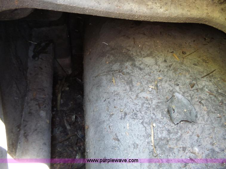 image for item BR9120 Tennant 7400 floor sweeper