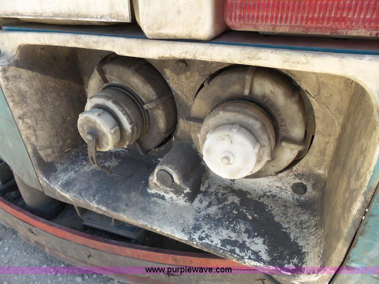 image for item BR9120 Tennant 7400 floor sweeper