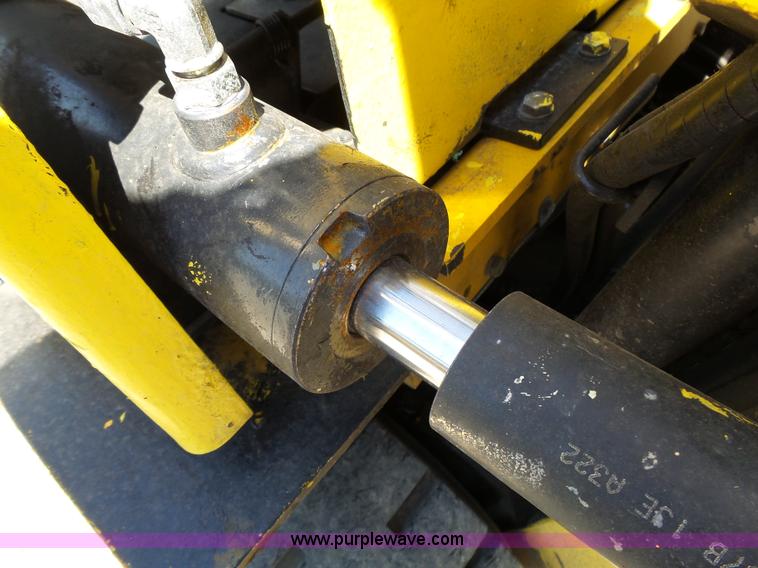 image for item BR9122 Komatsu HG30SHT-14 forklift