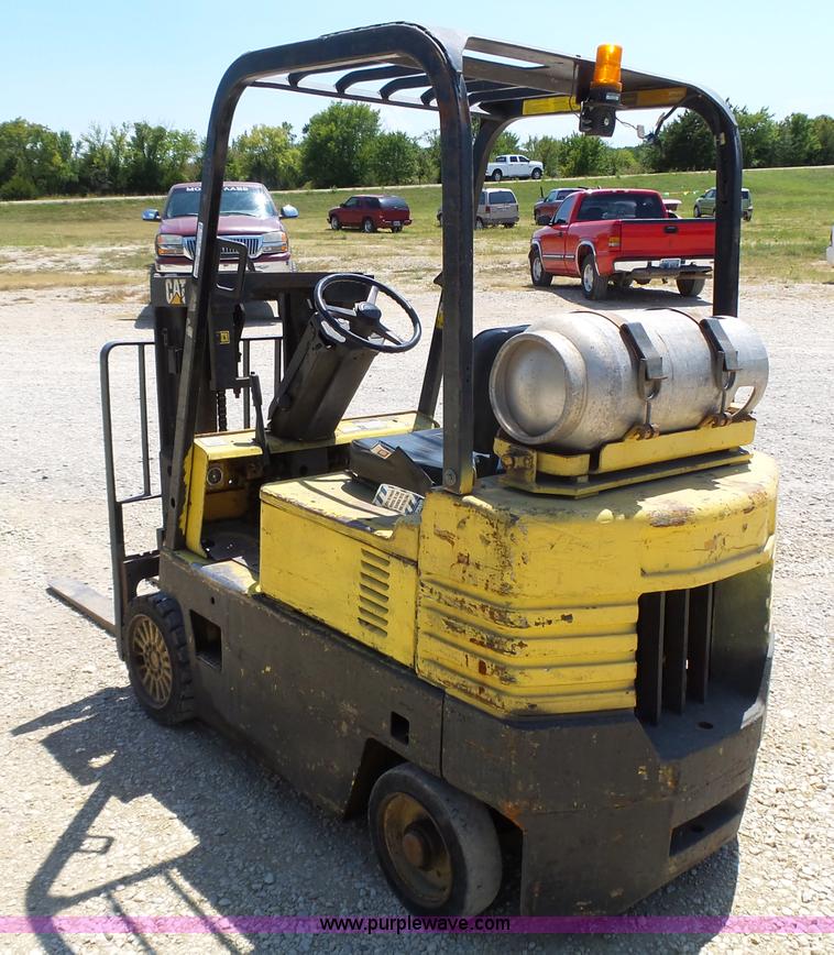 image for item BR9123 Caterpillar T50E forklift