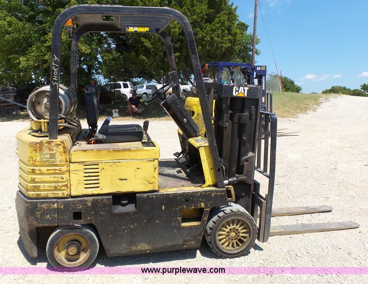image for item BR9123 Caterpillar T50E forklift