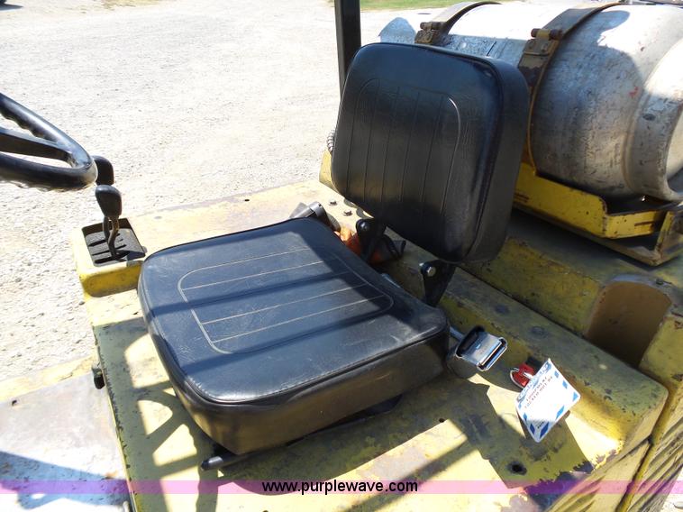 image for item BR9123 Caterpillar T50E forklift