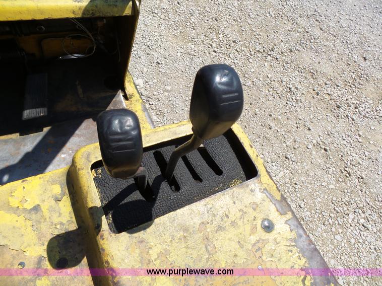 image for item BR9123 Caterpillar T50E forklift