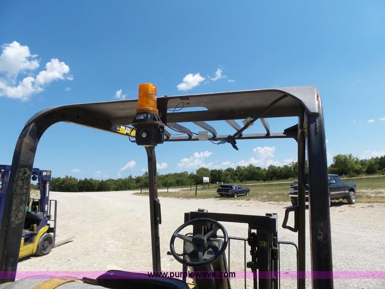 image for item BR9123 Caterpillar T50E forklift