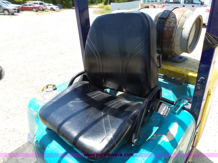 image for item BR9124 Komatsu 30 forklift