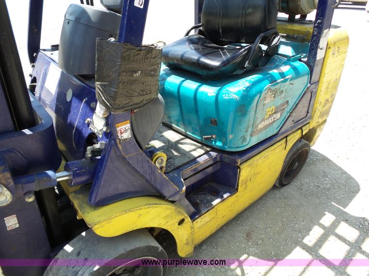 image for item BR9124 Komatsu 30 forklift