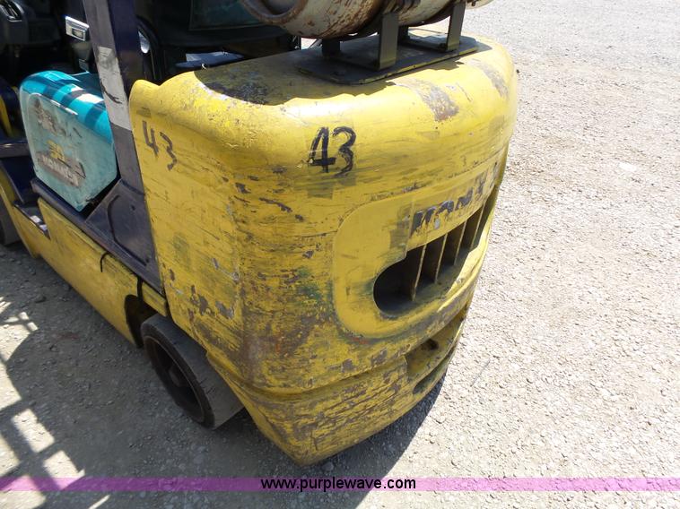 image for item BR9124 Komatsu 30 forklift