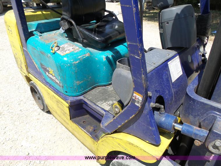 image for item BR9124 Komatsu 30 forklift