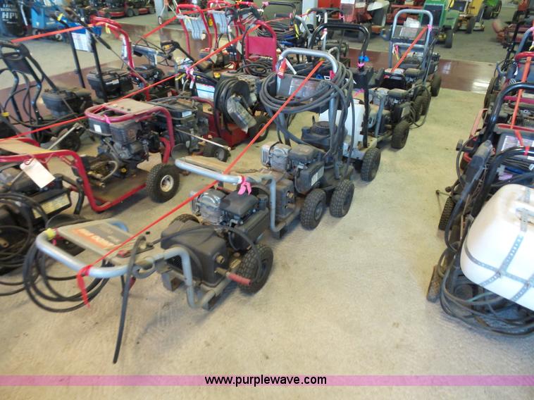 image for item BS9782 (8) pressure washers