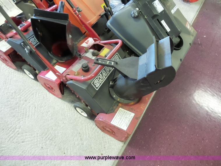 image for item BS9786 (14) snow blowers