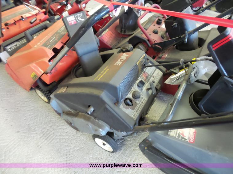 image for item BS9786 (14) snow blowers