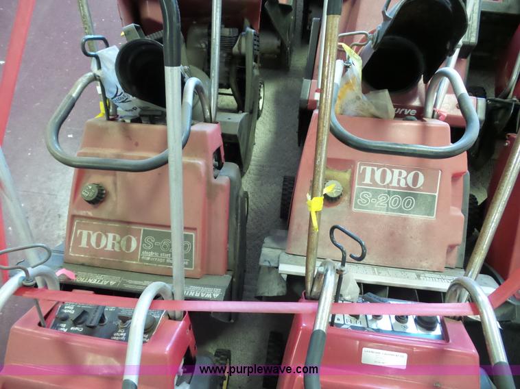 image for item BS9787 (18) snow blowers