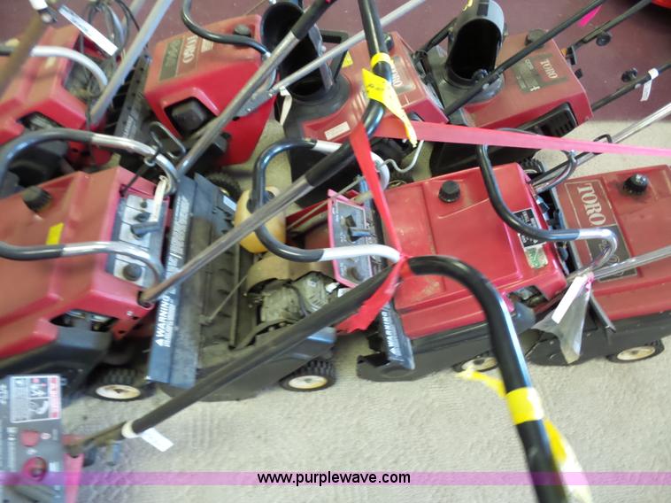 image for item BS9787 (18) snow blowers