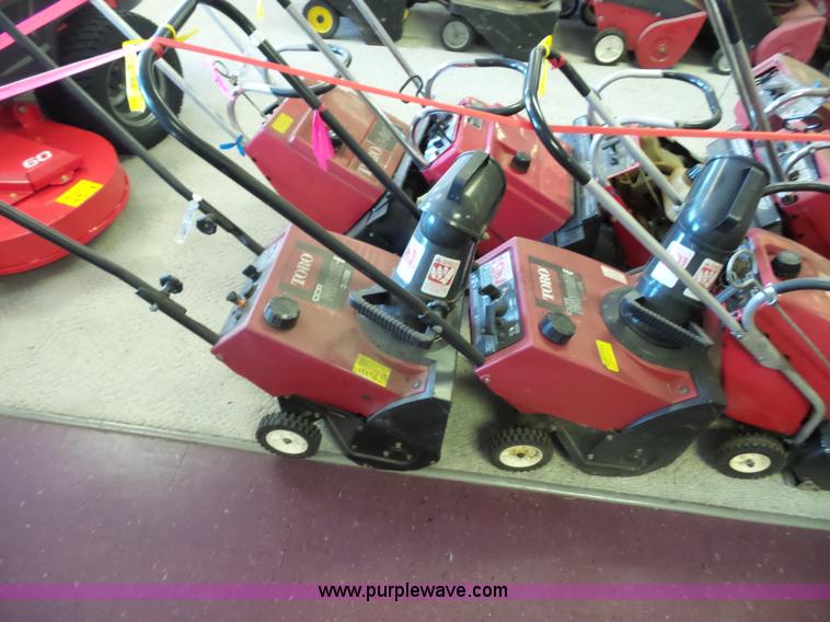 image for item BS9787 (18) snow blowers