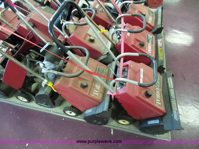 image for item BS9787 (18) snow blowers