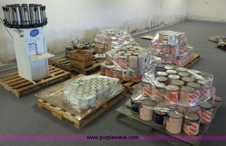 image for item BS9794 Paint mixer and paint