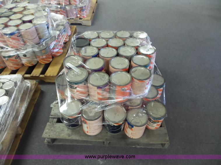 image for item BS9794 Paint mixer and paint