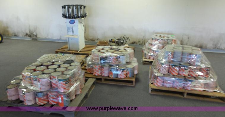 image for item BS9794 Paint mixer and paint