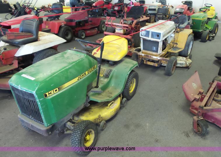 image for item BS9797 (4) riding mowers