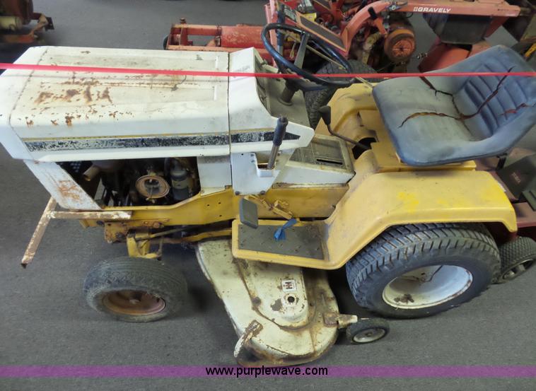 image for item BS9797 (4) riding mowers