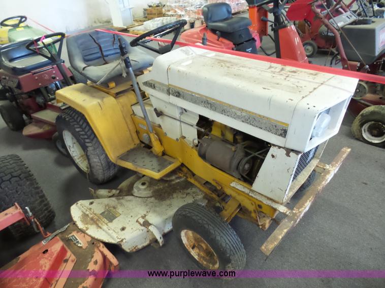 image for item BS9797 (4) riding mowers