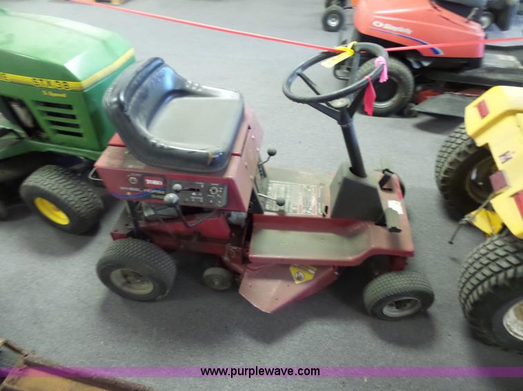 image for item BS9797 (4) riding mowers