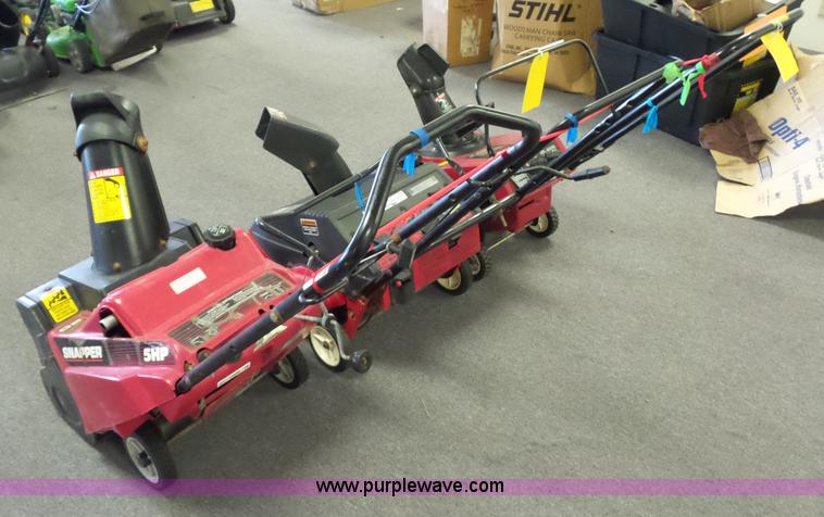 image for item BS9799 (3) snow blowers