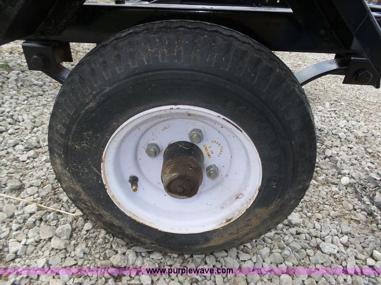 image for item BX9164 1999 Long Chih utility trailer