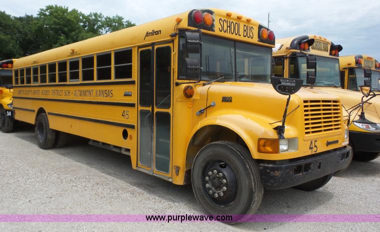 image for item BZ9656 1998 International 3800 school bus