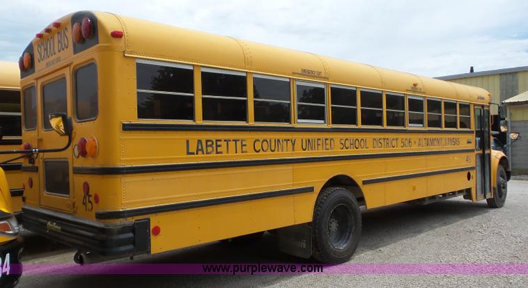 image for item BZ9656 1998 International 3800 school bus