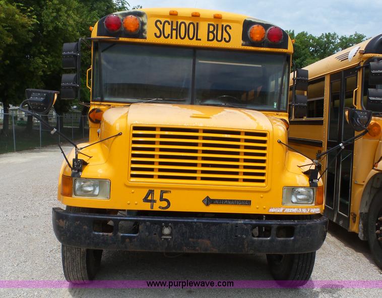 image for item BZ9656 1998 International 3800 school bus