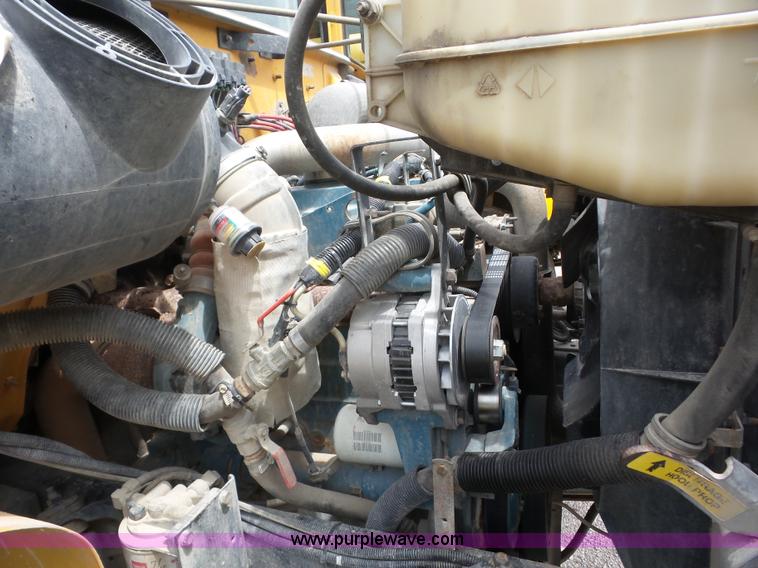 image for item BZ9656 1998 International 3800 school bus