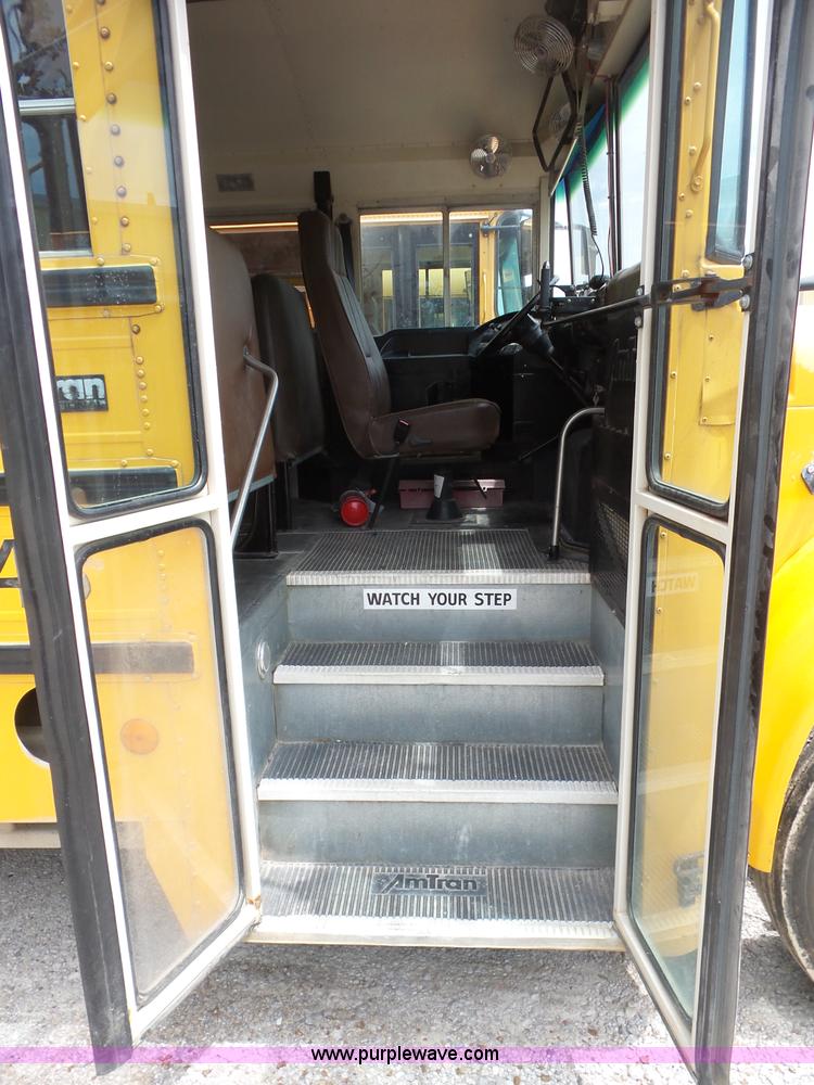 image for item BZ9656 1998 International 3800 school bus