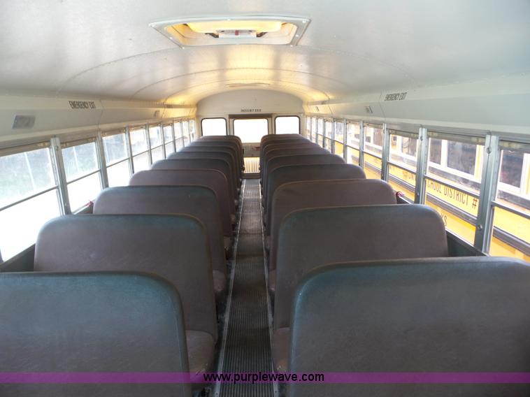 image for item BZ9656 1998 International 3800 school bus