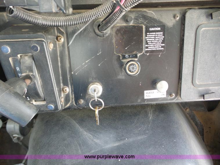 image for item BZ9656 1998 International 3800 school bus