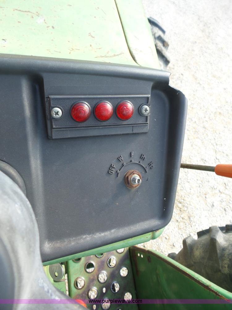 image for item BZ9659 John Deere 950 MFWD tractor