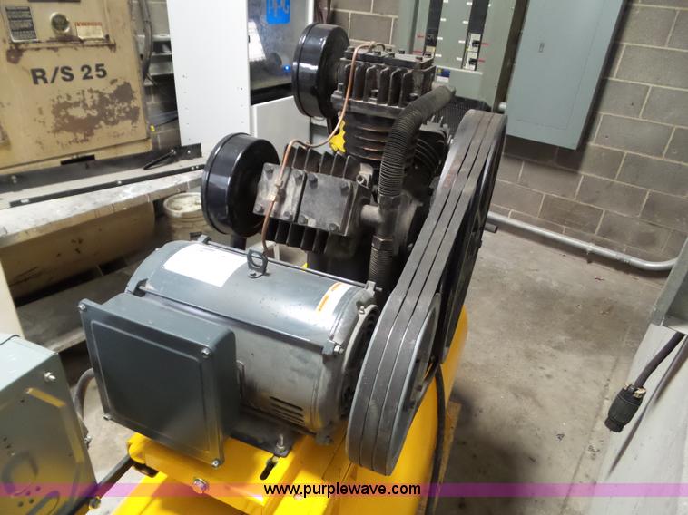 image for item BZ9795 2013 Emax air compressor