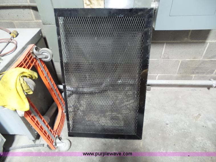 image for item BZ9795 2013 Emax air compressor