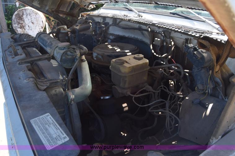 image for item CB9165 1989 Chevrolet 70 dump truck