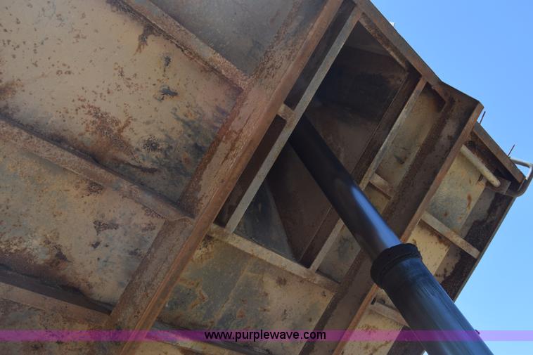 image for item CB9165 1989 Chevrolet 70 dump truck