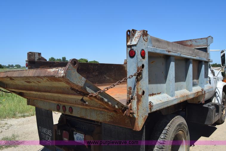 image for item CB9165 1989 Chevrolet 70 dump truck