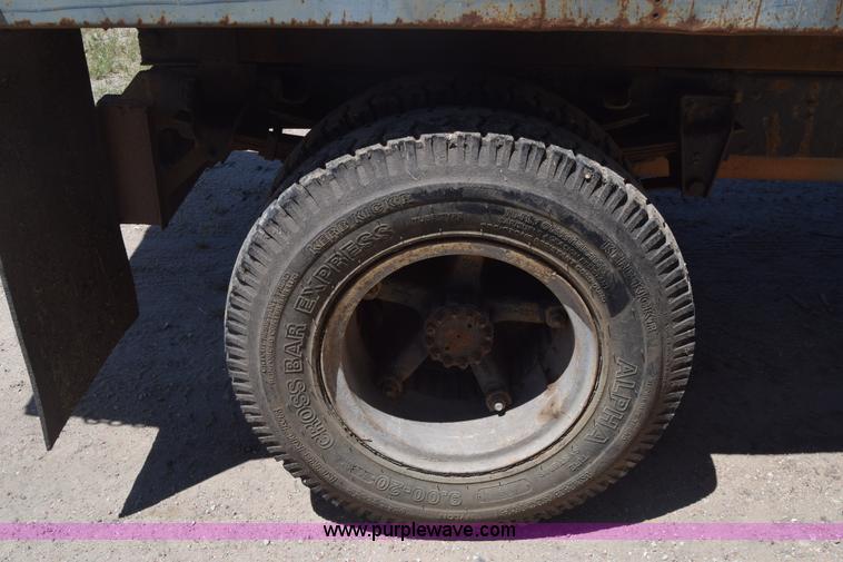 image for item CB9165 1989 Chevrolet 70 dump truck