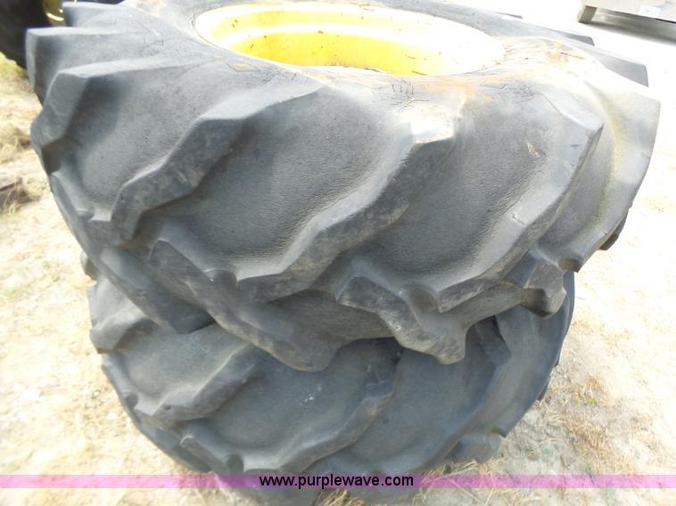 image for item CC9292 (3) tires