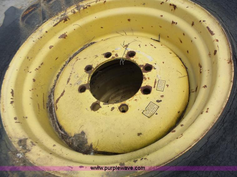 image for item CC9292 (3) tires