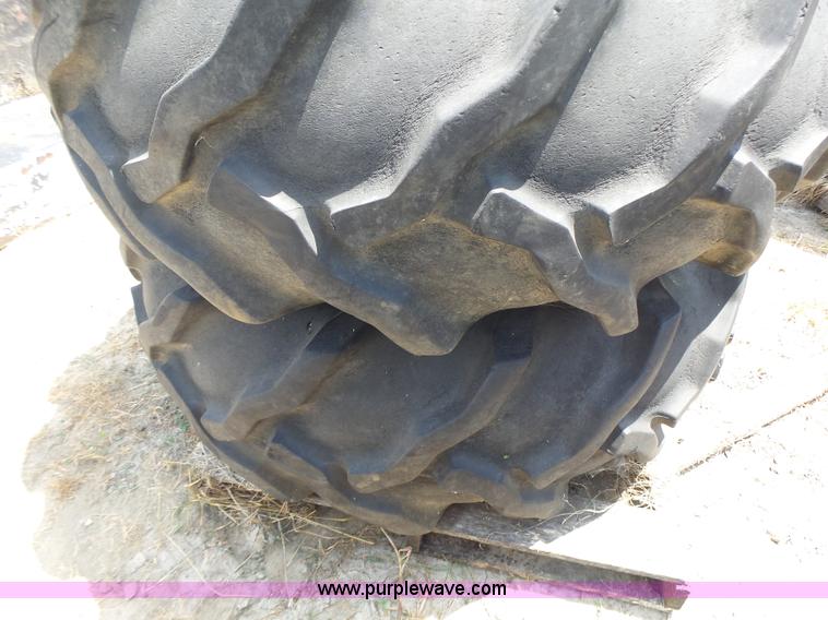 image for item CC9292 (3) tires