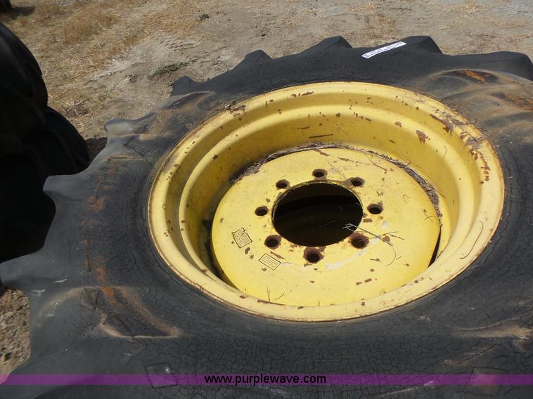 image for item CC9292 (3) tires