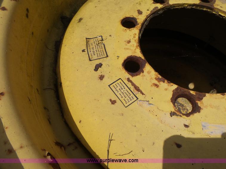 image for item CC9292 (3) tires